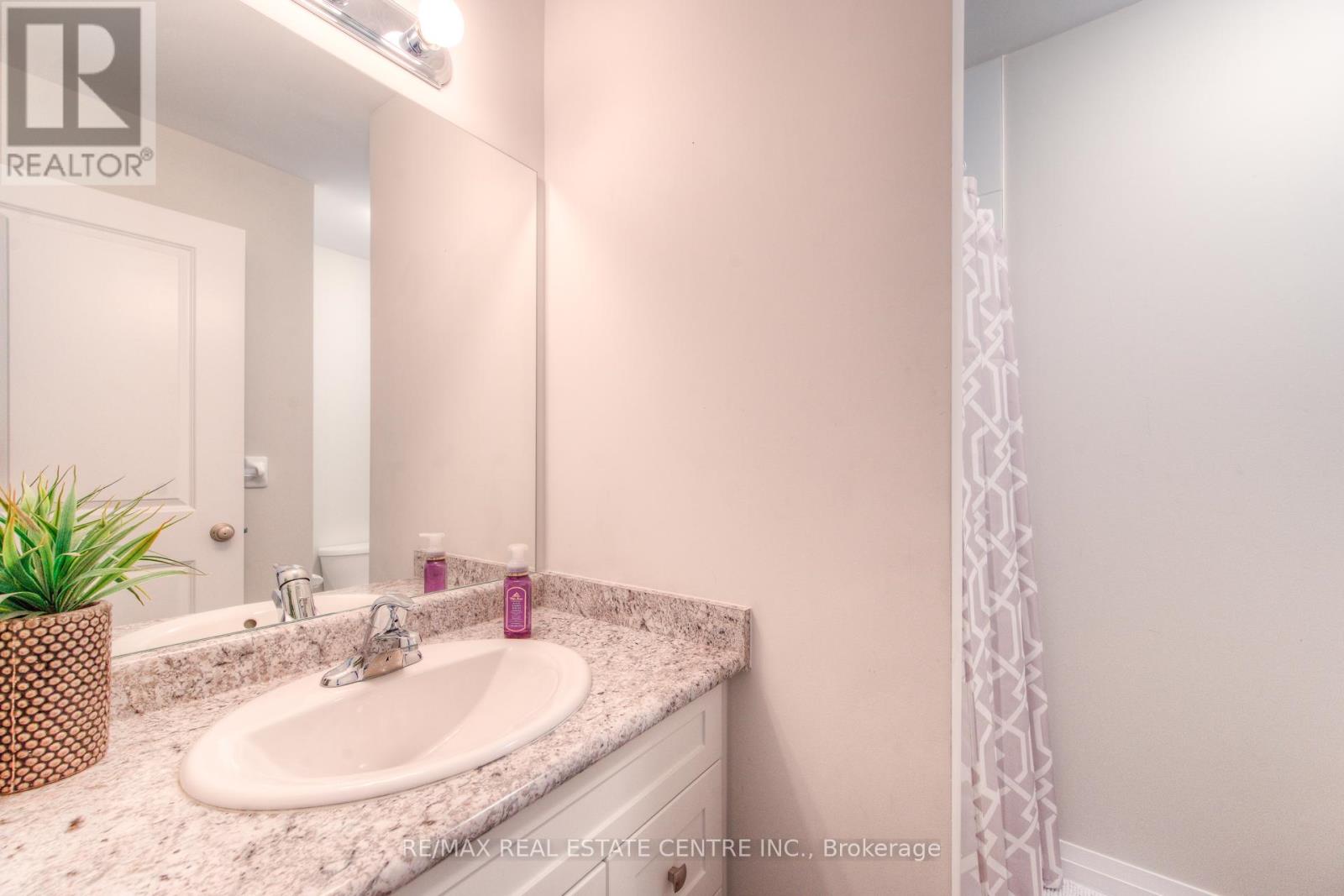 C7 - 24 Morrison Road, Kitchener, Ontario  N2A 0L1 - Photo 7 - X13084642