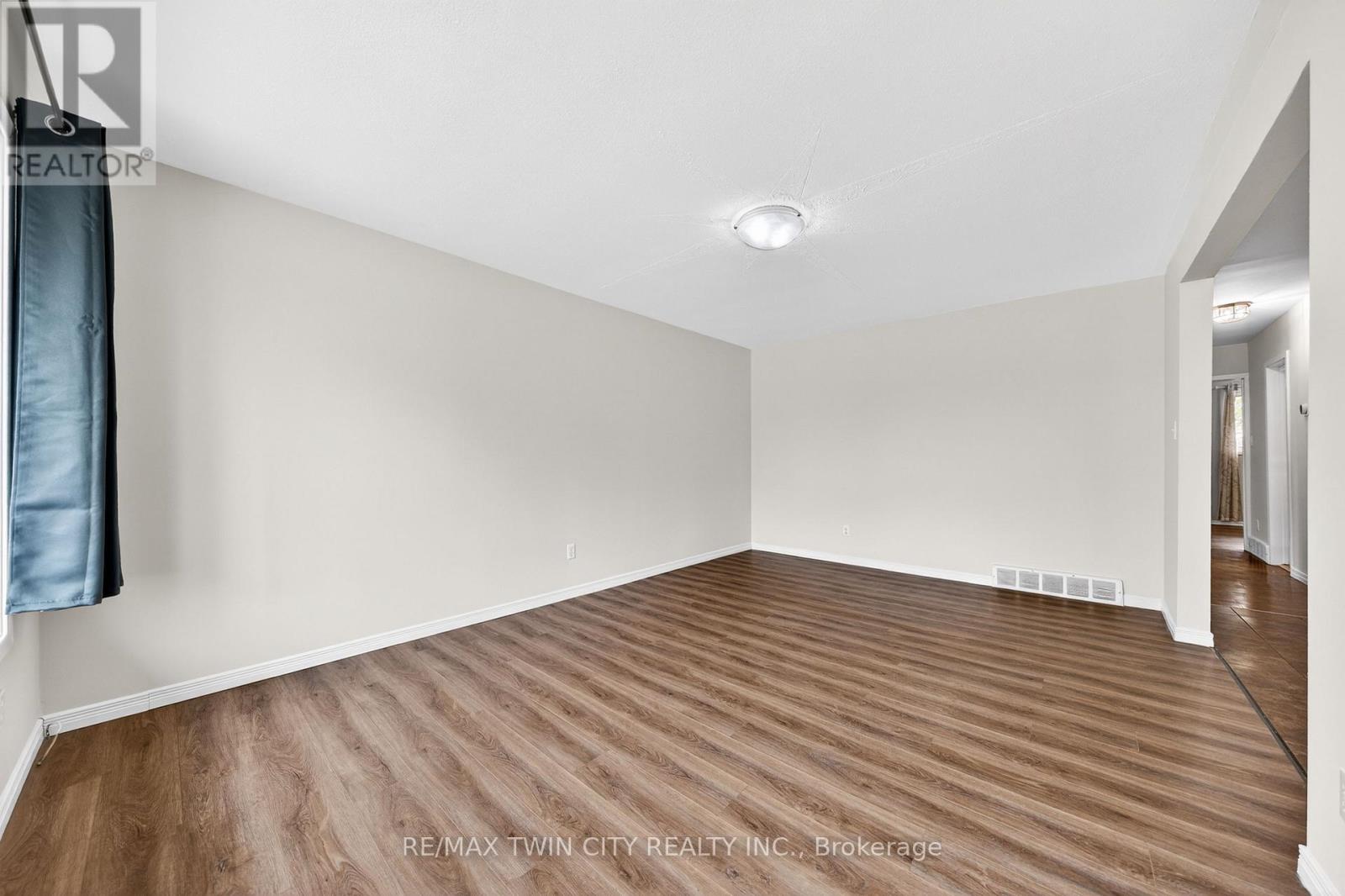 34 Avenue Road, Cambridge, Ontario  N1R 1B7 - Photo 13 - X13084684