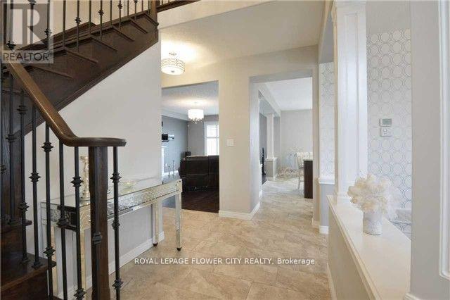 176 Medici Lane, Hamilton, Ontario  L9B 0S7 - Photo 4 - X13084748