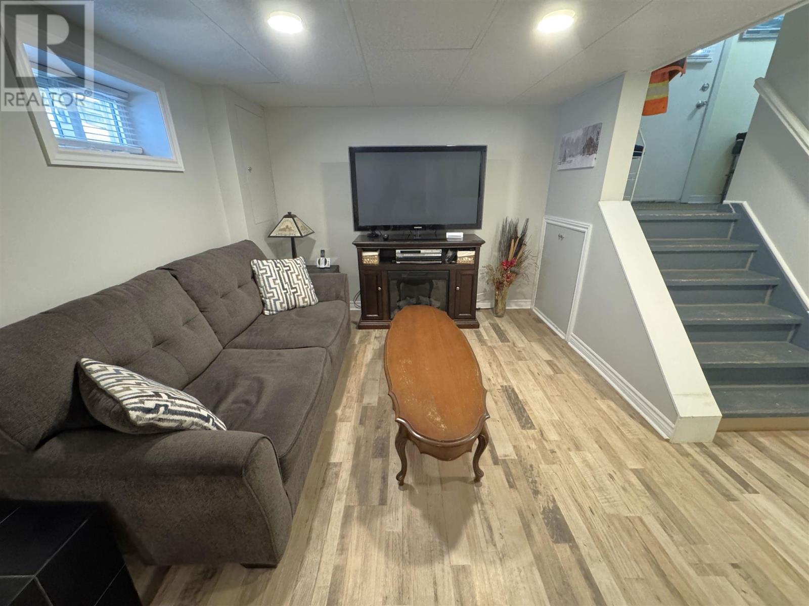 11 Oak Hill Rd, Elliot Lake, Ontario  P5A 2E4 - Photo 18 - SM260556