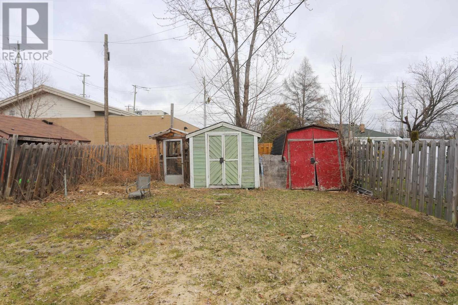 82 Cameron Ave, Sault Ste. Marie, Ontario  P6B 4X2 - Photo 25 - SM260672