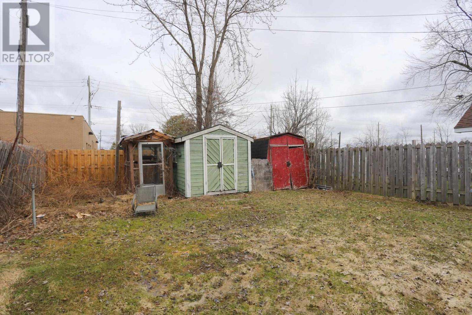 82 Cameron Ave, Sault Ste. Marie, Ontario  P6B 4X2 - Photo 26 - SM260672
