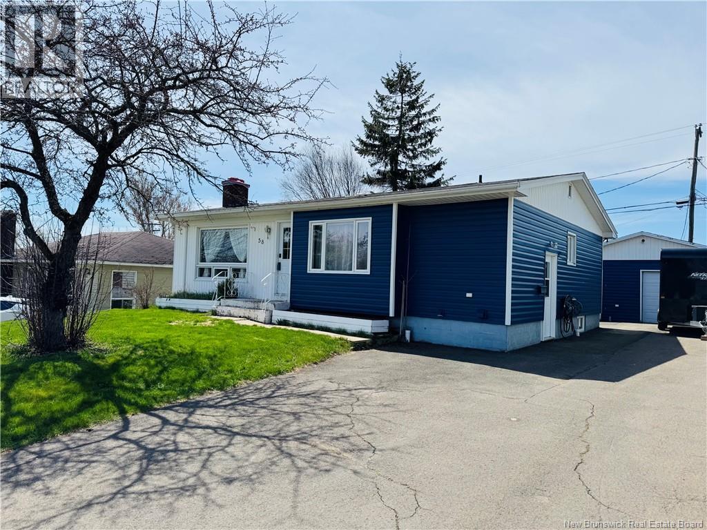 58 Bell Street, Moncton, New Brunswick  E1E 2H6 - Photo 2 - NB134447