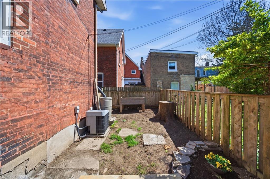 33 Richmond Street, Brantford, Ontario  N3T 3Y2 - Photo 30 - 40821620
