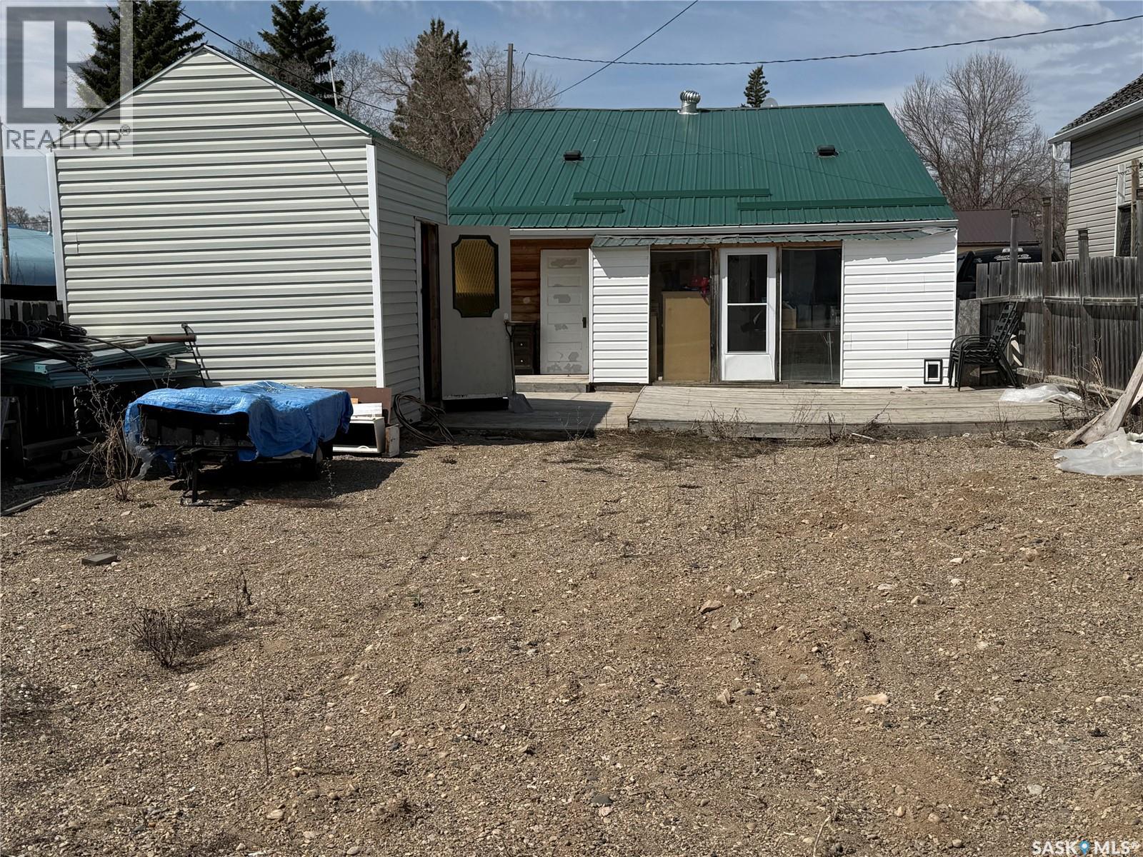 233 Central Avenue, Montmartre, Saskatchewan  S0G 3M0 - Photo 4 - SK015129