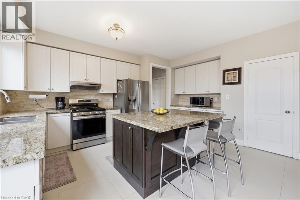 2295 Glazebrook Circle, Oakville, Ontario  L6M 5B5 - Photo 15 - 40815726