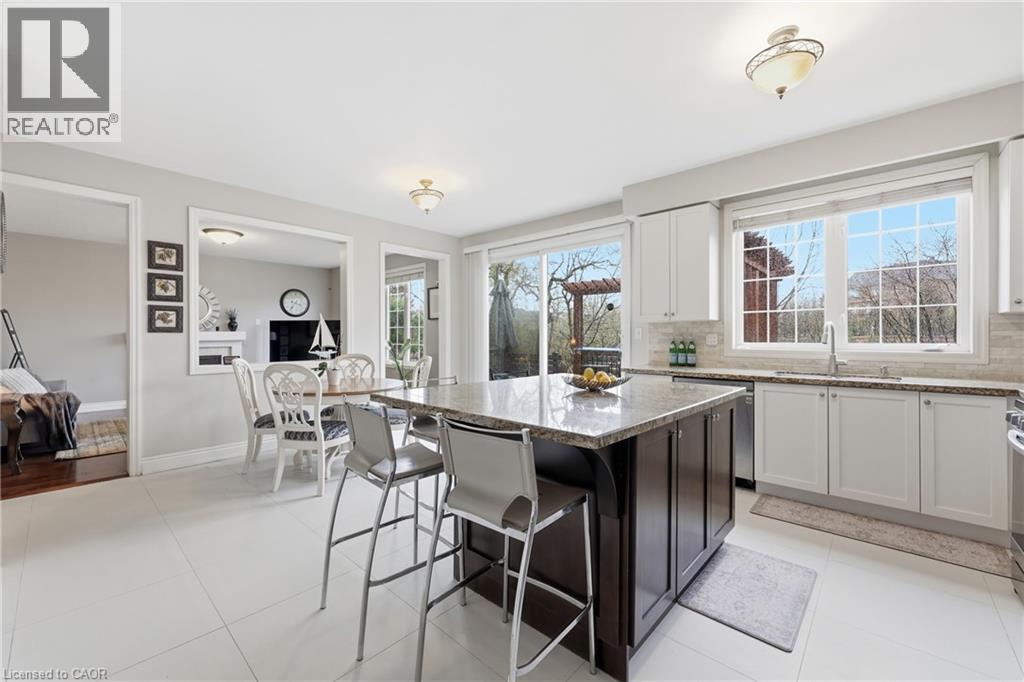 2295 Glazebrook Circle, Oakville, Ontario  L6M 5B5 - Photo 13 - 40815726