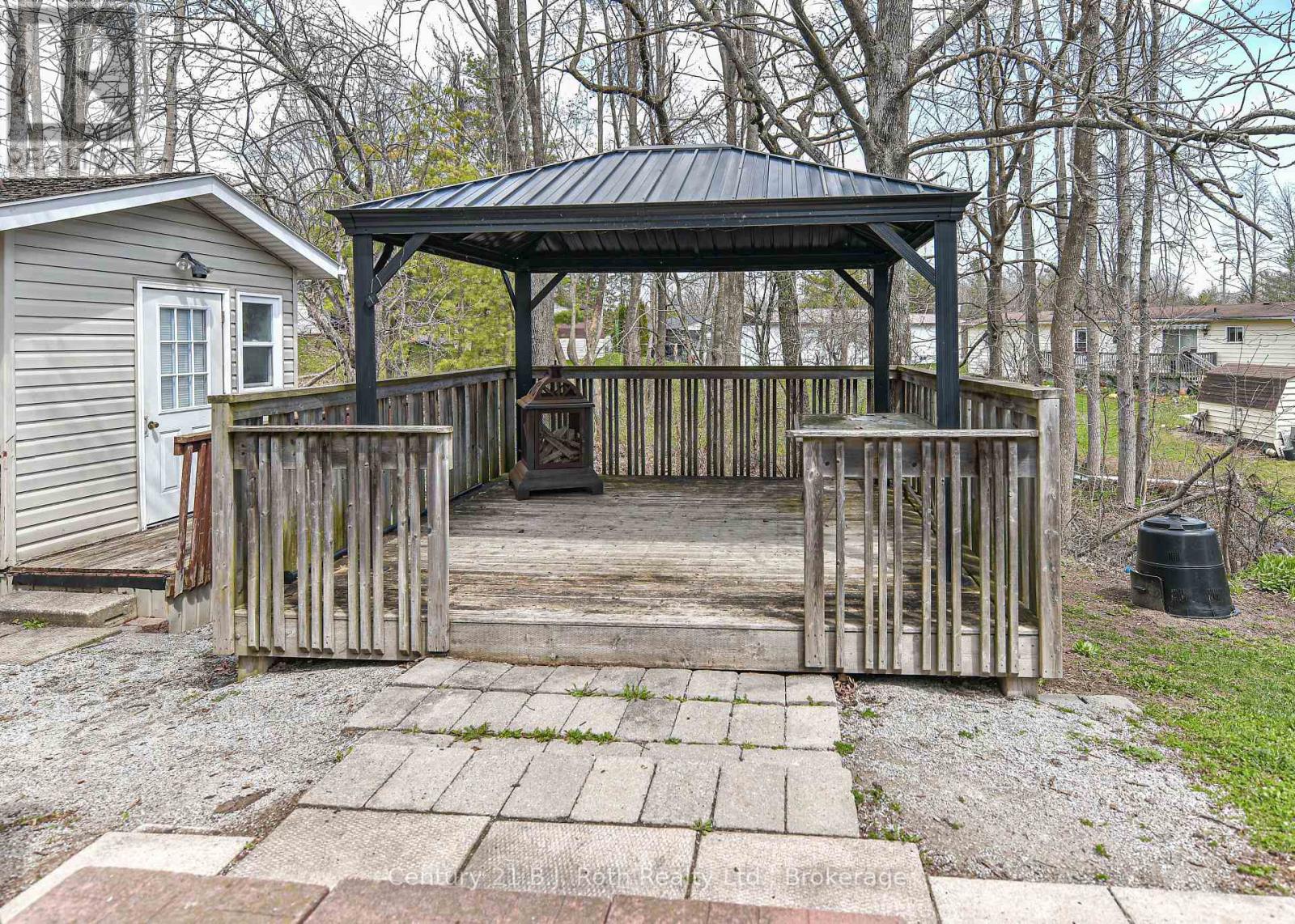 32 Jane Street, Oro-Medonte, Ontario  L3V 0P9 - Photo 10 - S13084952