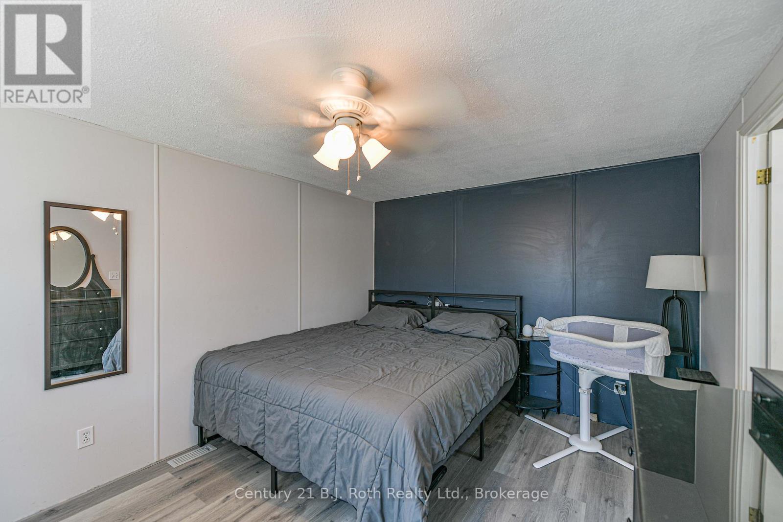 32 Jane Street, Oro-Medonte, Ontario  L3V 0P9 - Photo 44 - S13084952