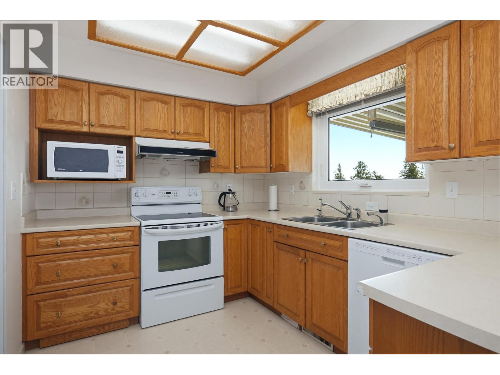 1162 Madore Avenue, Coquitlam, British Columbia  V3K 3B9 - Photo 7 - R3119037