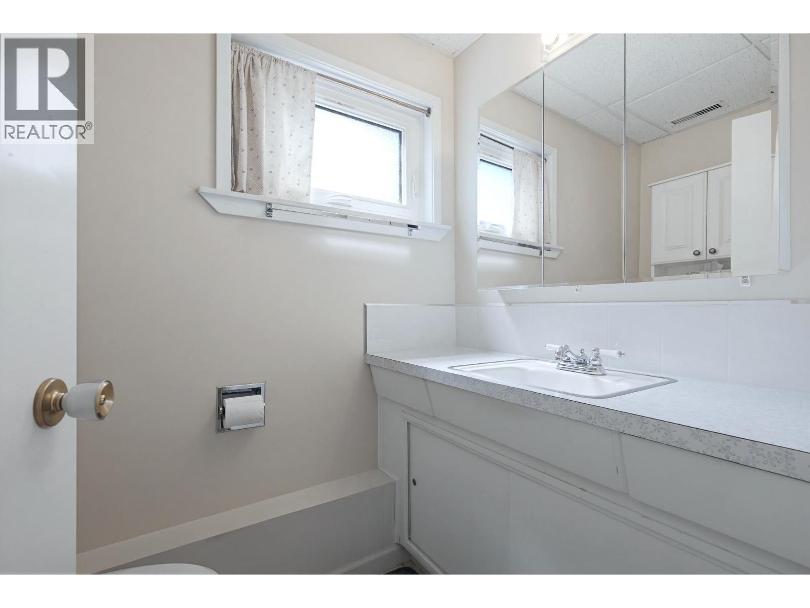 1162 Madore Avenue, Coquitlam, British Columbia  V3K 3B9 - Photo 31 - R3119037