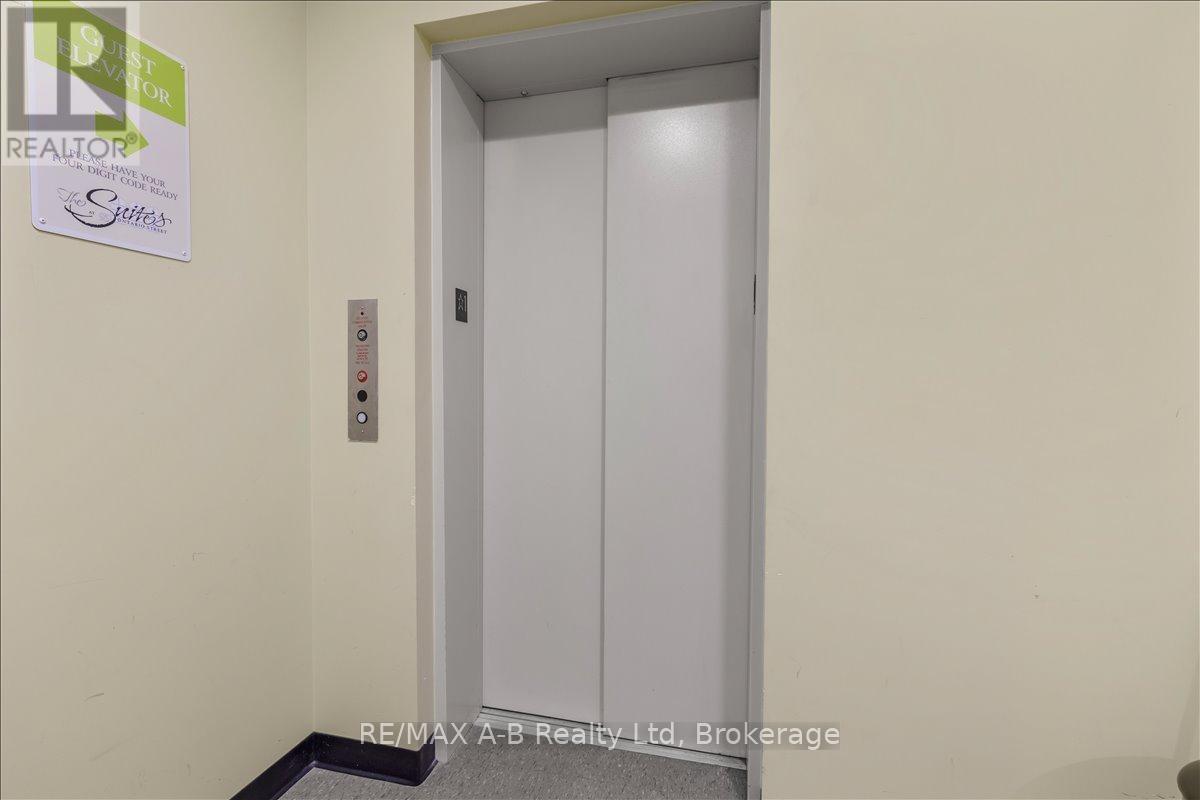 95 Ontario Street, Stratford, Ontario  N5A 3H1 - Photo 24 - X13085046