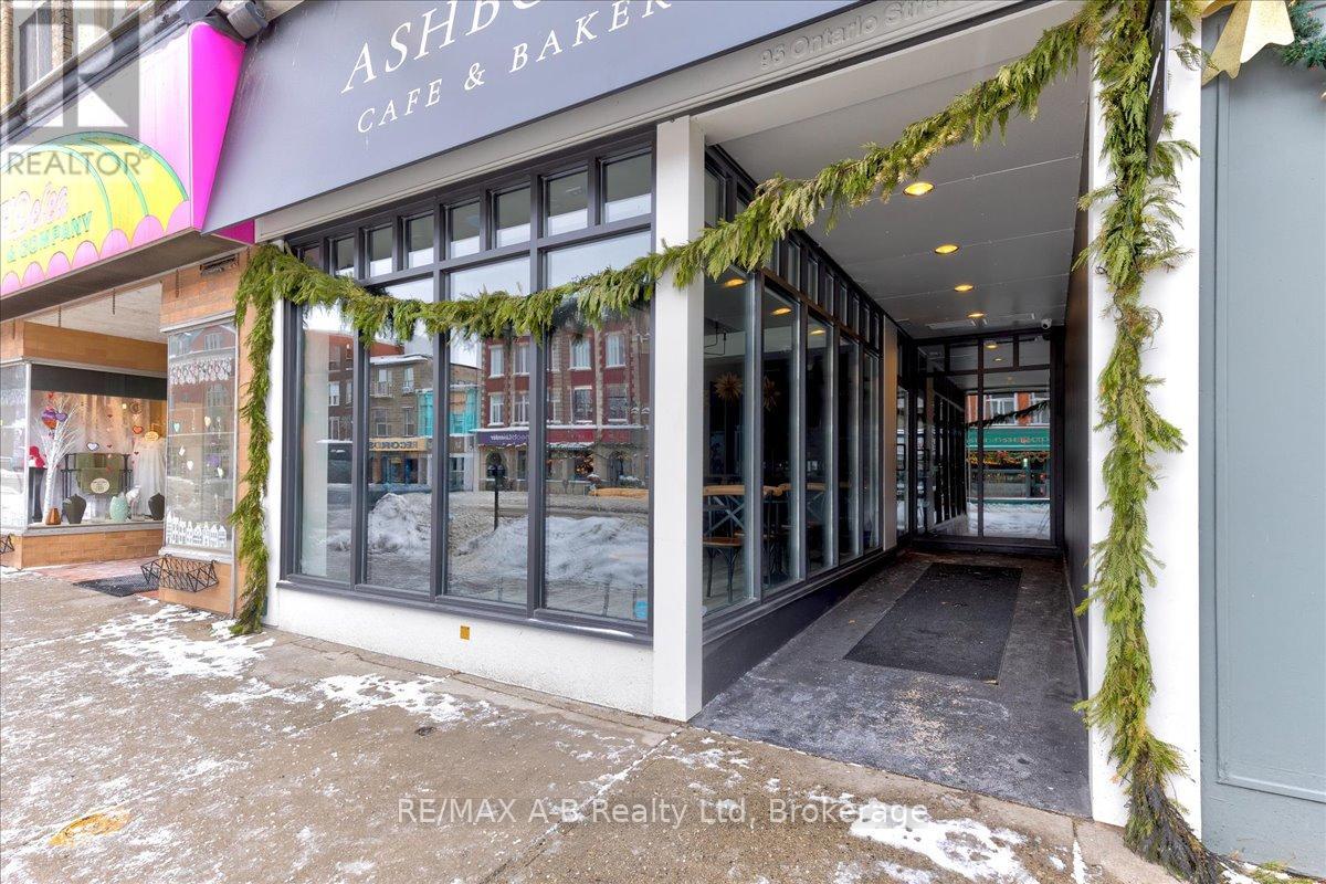 95 Ontario Street, Stratford, Ontario  N5A 3H1 - Photo 4 - X13085046