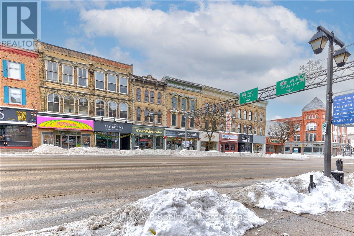 95 Ontario Street, Stratford, Ontario  N5A 3H1 - Photo 7 - X13085046