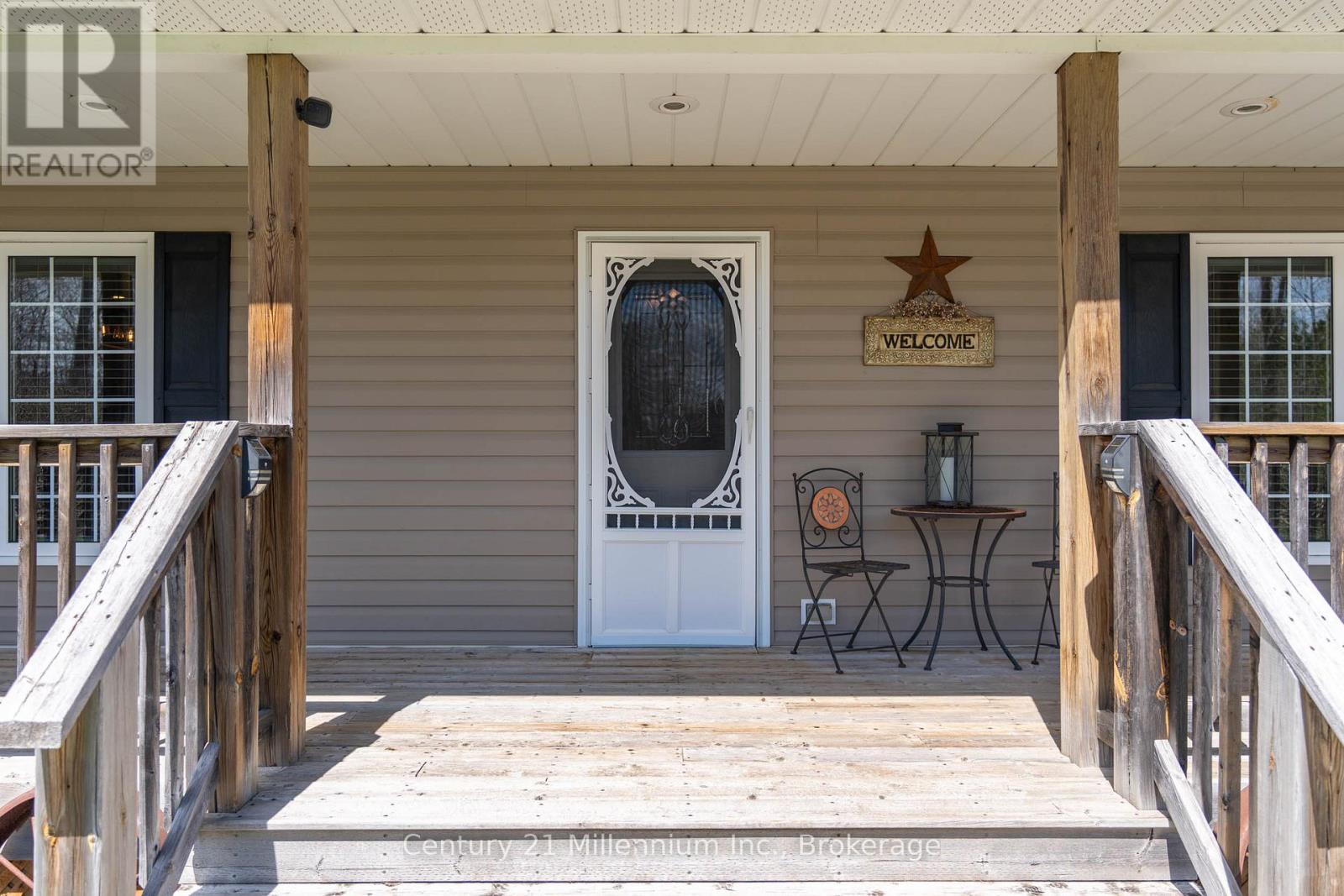 51 Larkwhistle Avenue, South Bruce Peninsula, Ontario  N0H 2T0 - Photo 4 - X13085064