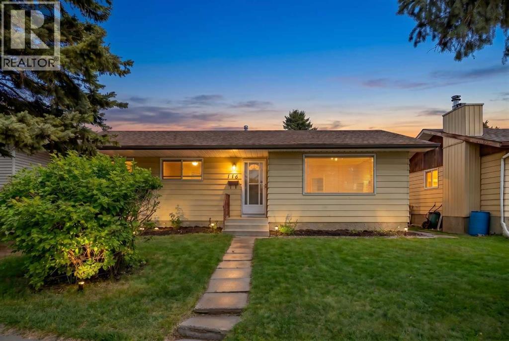 116 Dovercrest Way SE, Calgary, Alberta