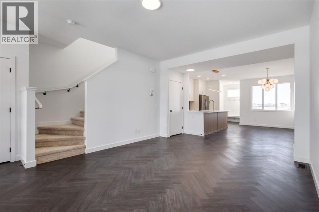 219 Sora Boulevard SE, Calgary, Alberta  T3S 0M1 - Photo 2 - A2307628