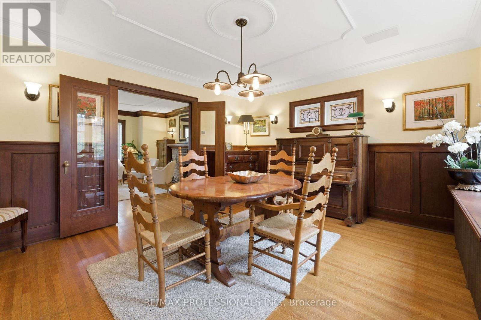 5 Princeton Road, Toronto, Ontario  M8X 2E1 - Photo 10 - W13084092