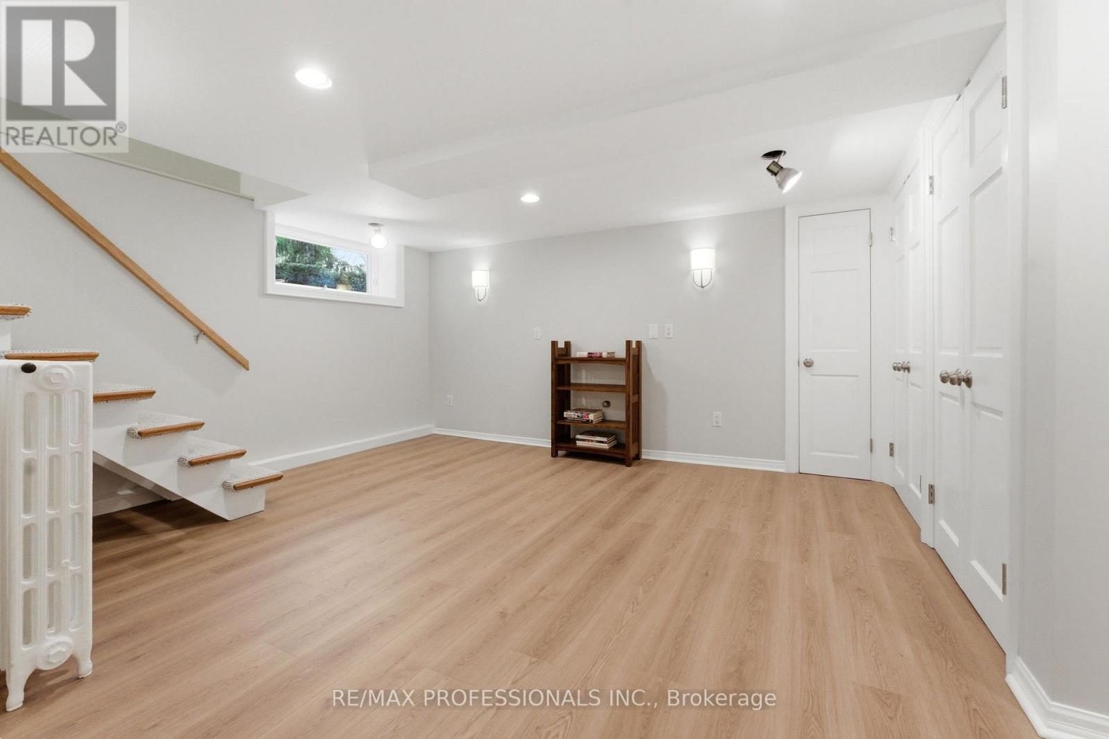 5 Princeton Road, Toronto, Ontario  M8X 2E1 - Photo 38 - W13084092