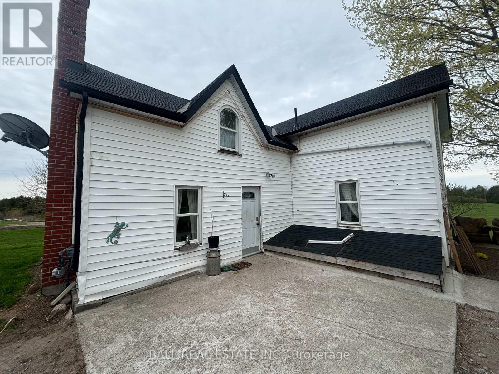 1132 Tara Road, Selwyn, Ontario  K9J 6X2 - Photo 2 - X12662256