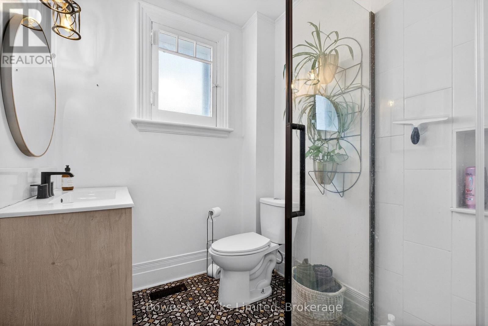 82 Queen Street, Selwyn, Ontario  K0L 2H0 - Photo 37 - X12994740