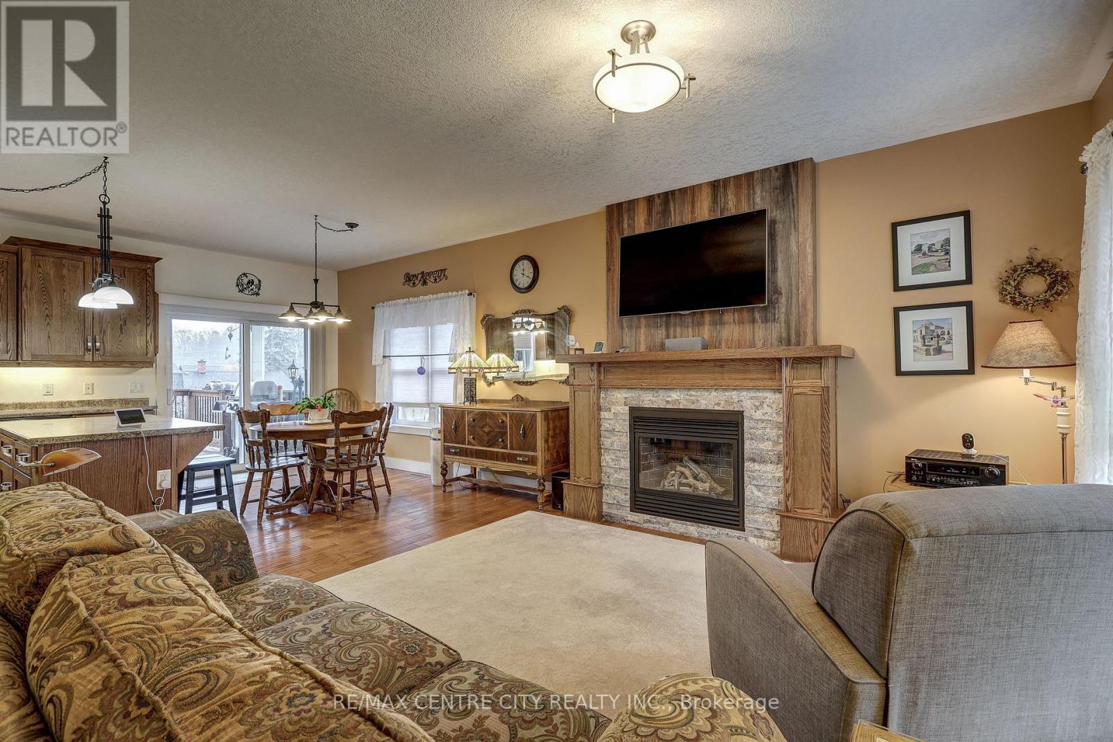 26 Oak Street, Bayham, Ontario  N0J 1Z0 - Photo 12 - X12989624