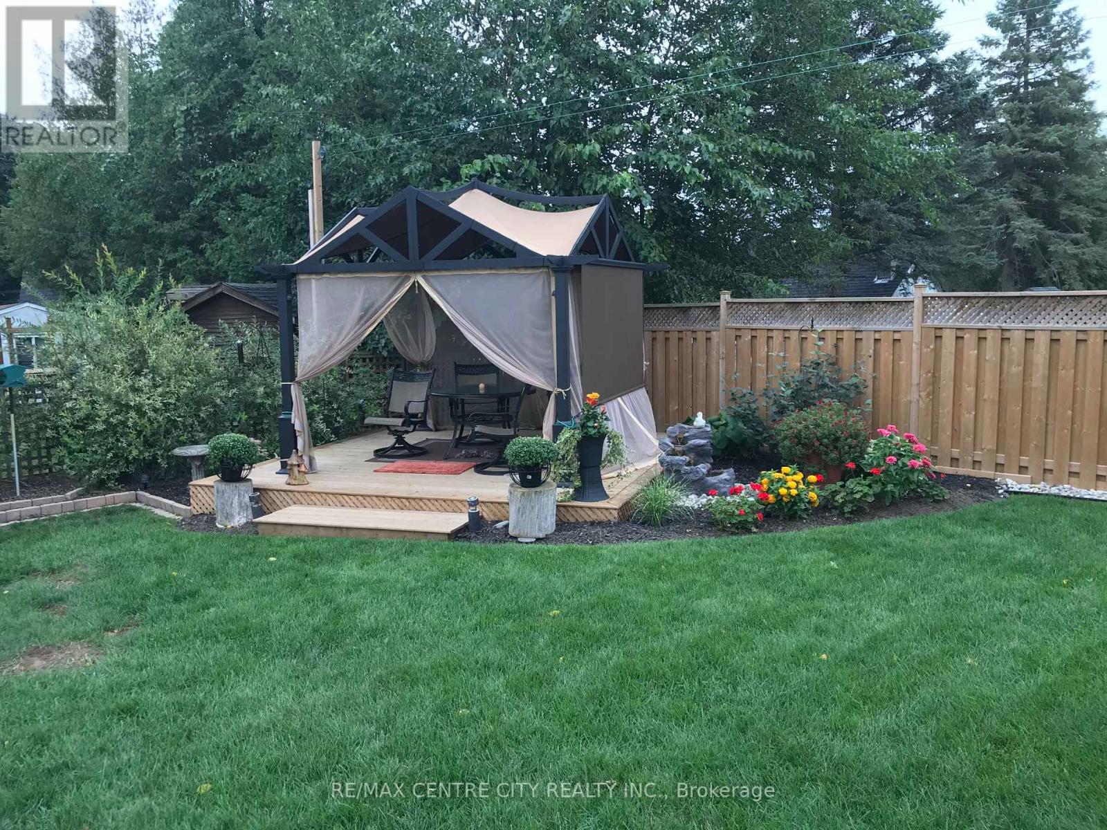 26 Oak Street, Bayham, Ontario  N0J 1Z0 - Photo 3 - X12989624