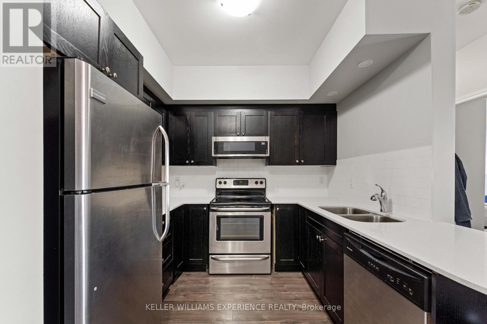 307 - 720 Yonge Street, Barrie, Ontario  L9J 0G9 - Photo 11 - S12975526