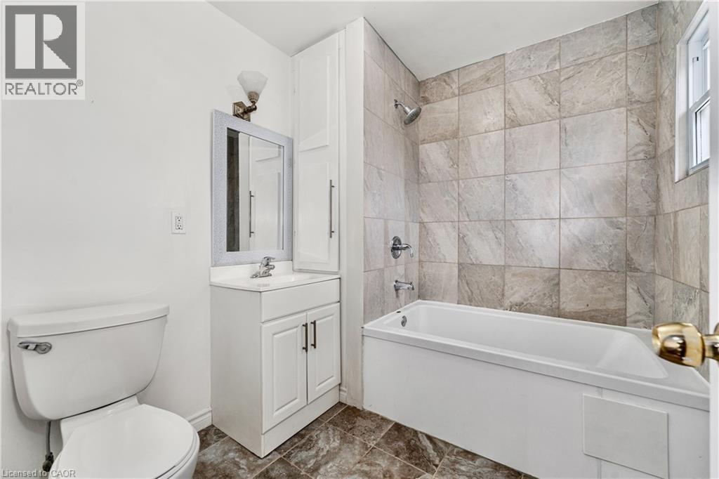 233 Normanhurst Avenue, Hamilton, Ontario  L8H 5N1 - Photo 11 - 40827158