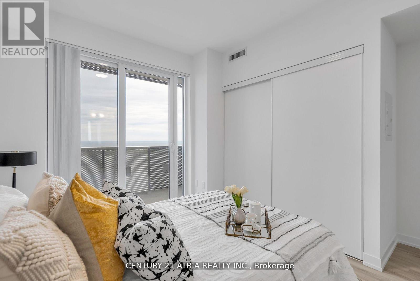 5511 - 55 Cooper Street, Toronto, Ontario  M5E 0G1 - Photo 18 - C13084974