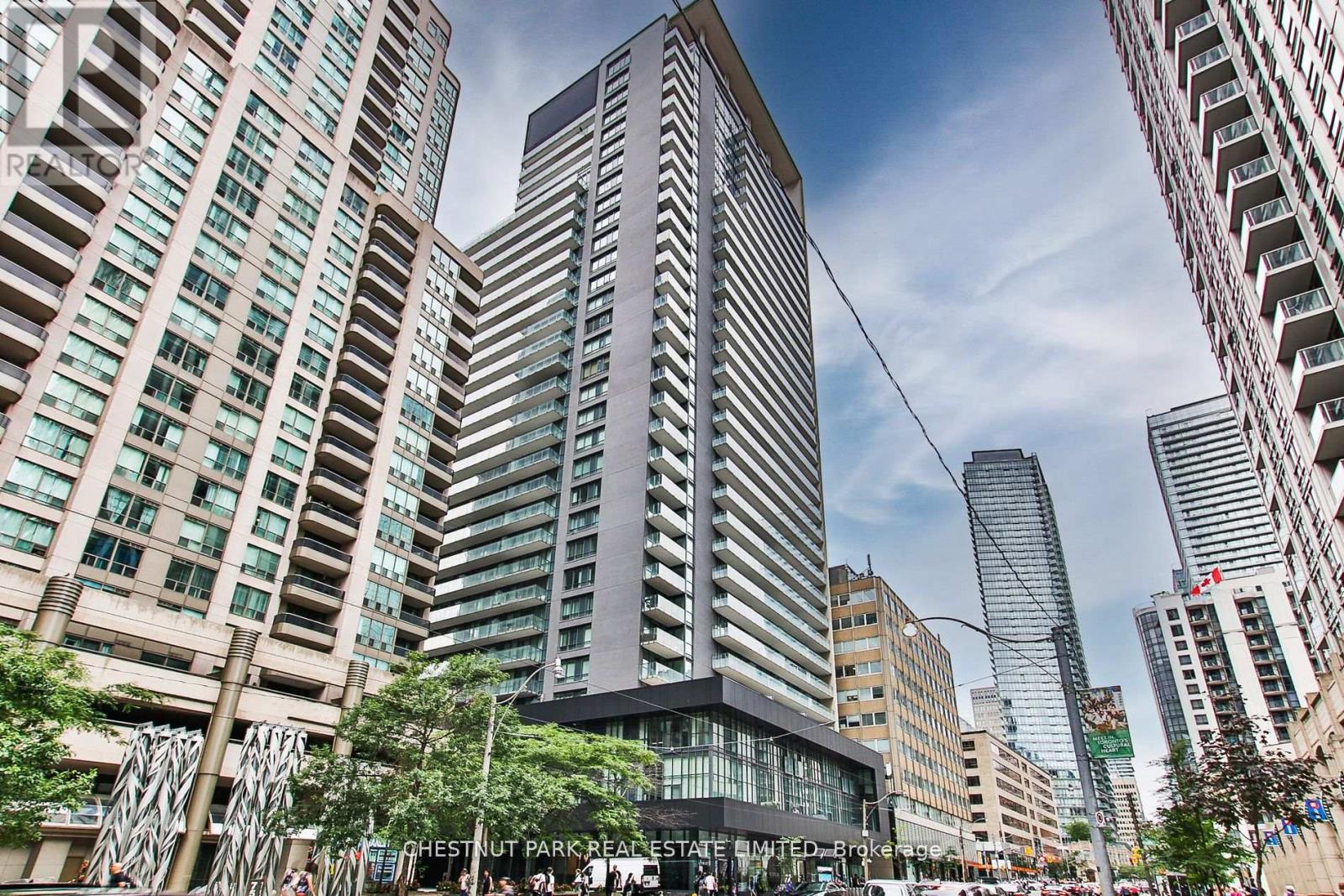 510 - 770 BAY STREET, Toronto, Ontario