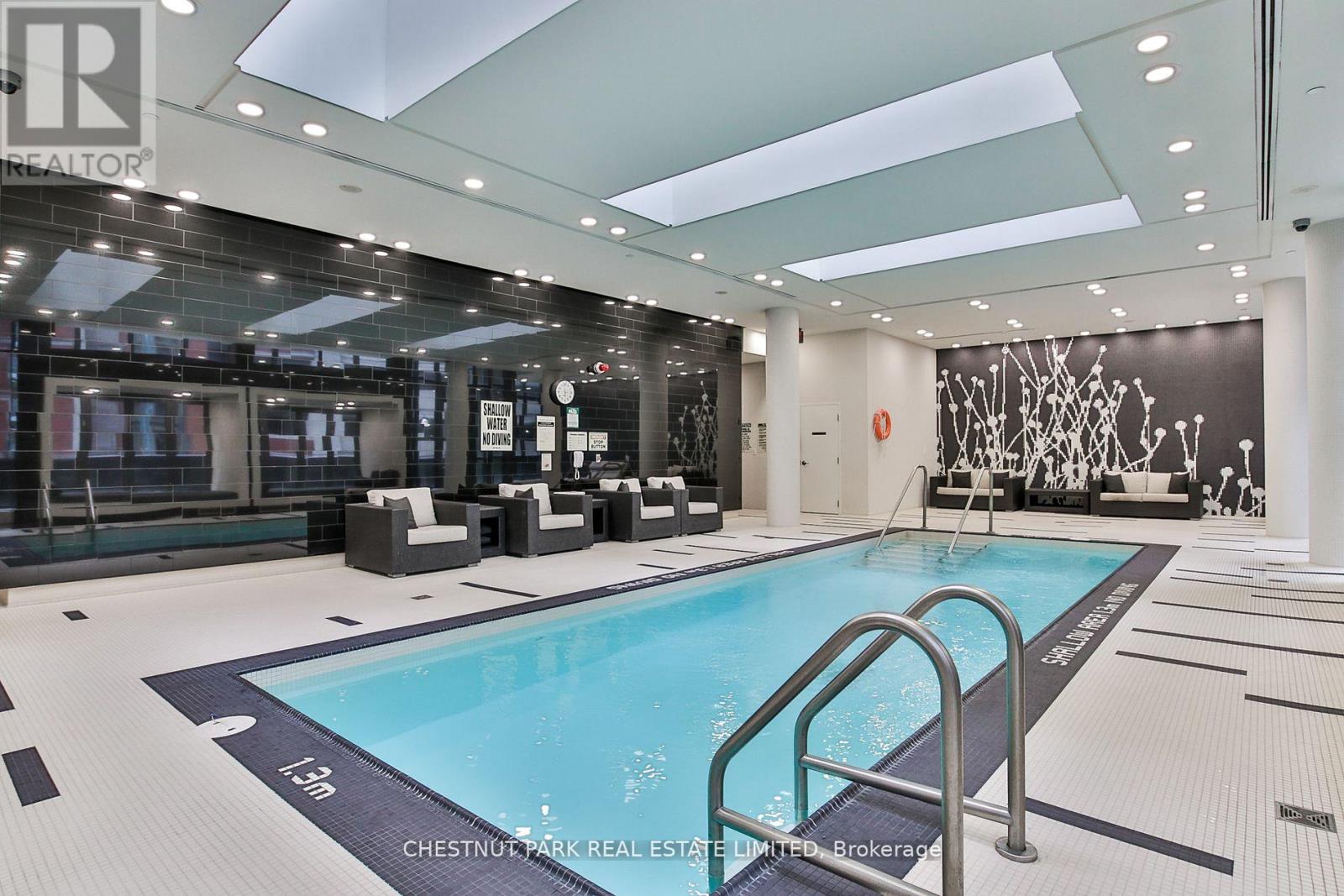 510 - 770 Bay Street, Toronto, Ontario  M5G 0A6 - Photo 17 - C13085126