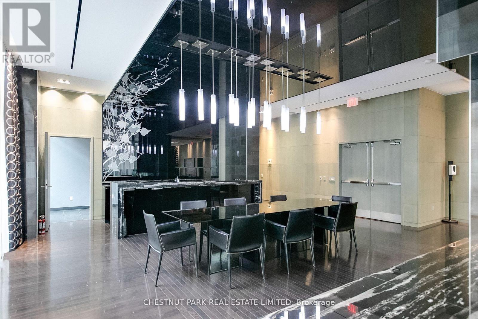 510 - 770 Bay Street, Toronto, Ontario  M5G 0A6 - Photo 22 - C13085126