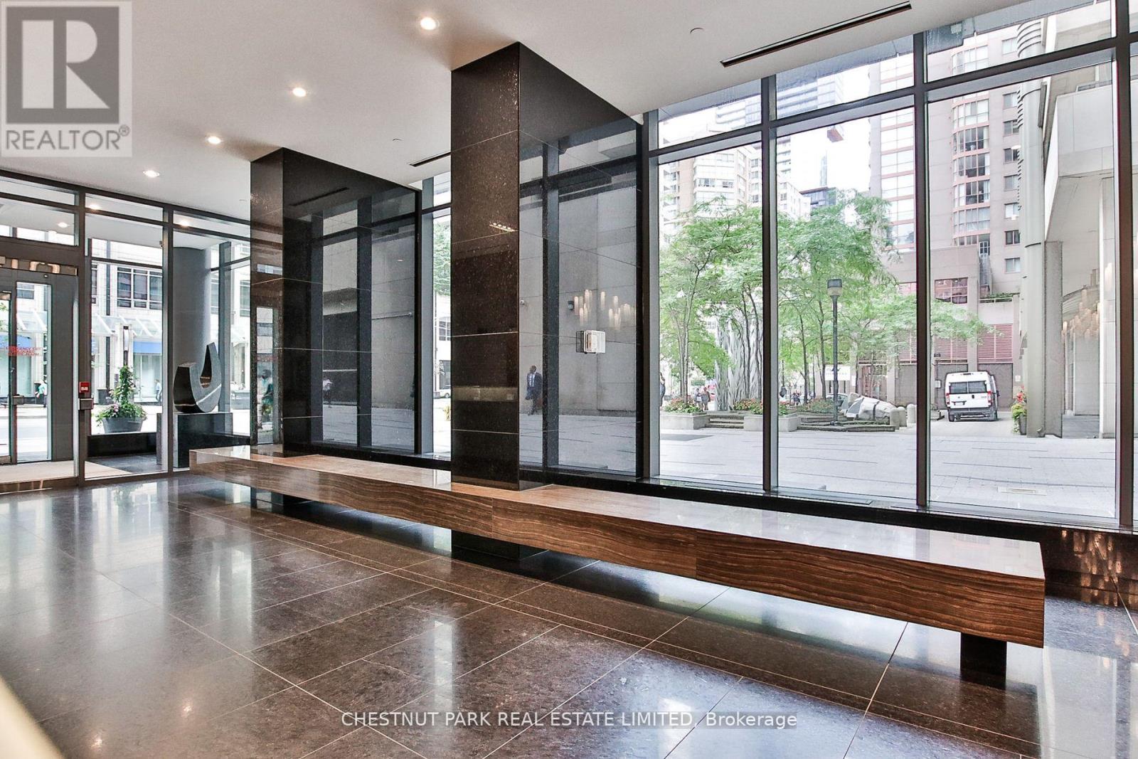 510 - 770 Bay Street, Toronto, Ontario  M5G 0A6 - Photo 4 - C13085126