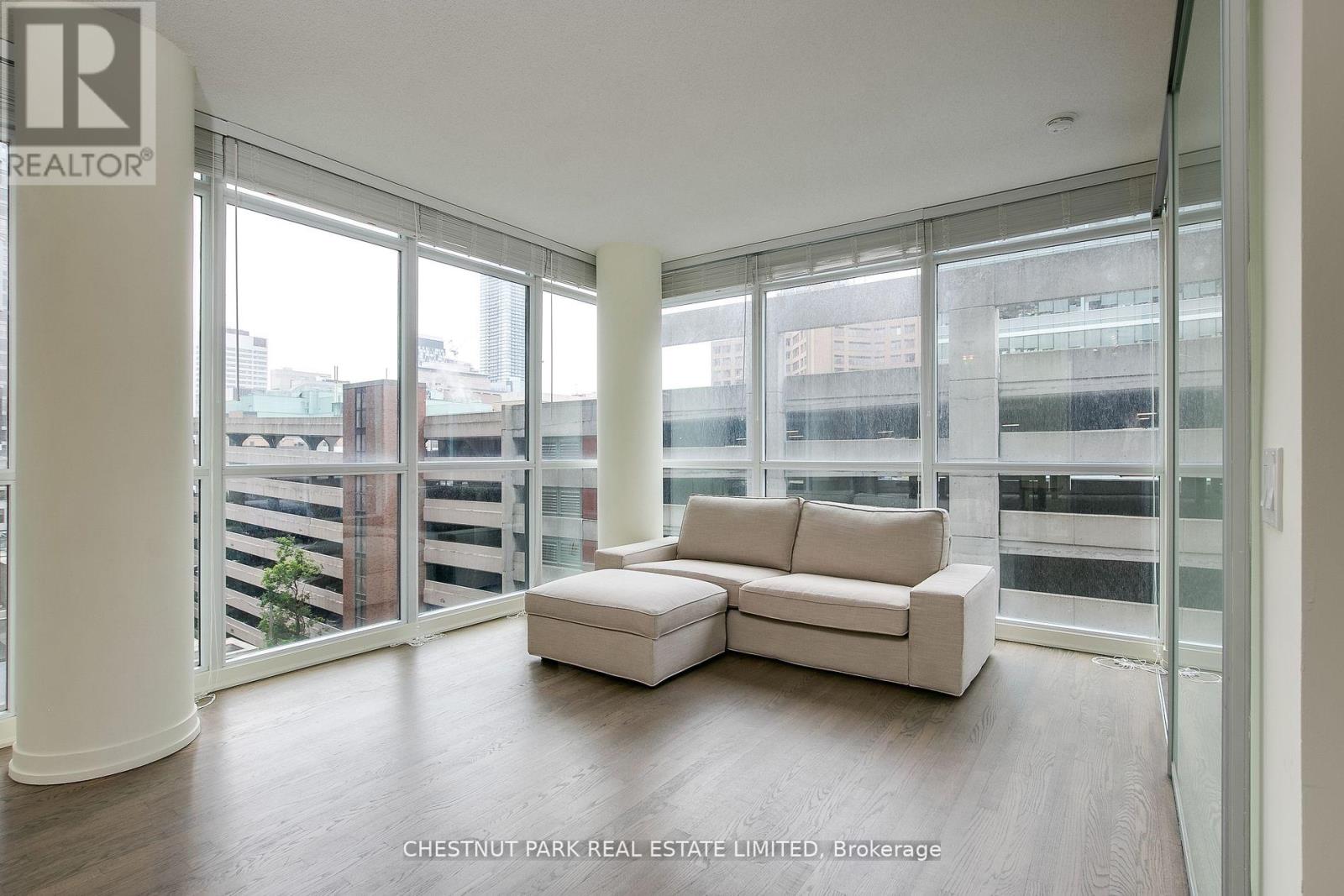 510 - 770 Bay Street, Toronto, Ontario  M5G 0A6 - Photo 7 - C13085126