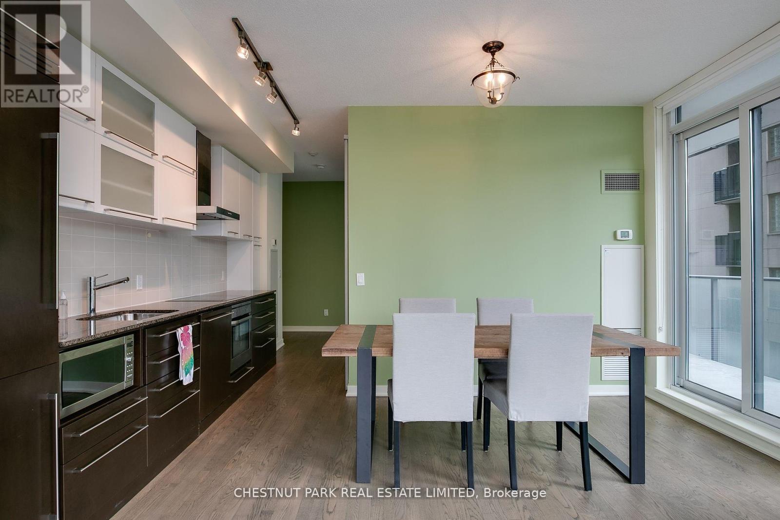 510 - 770 Bay Street, Toronto, Ontario  M5G 0A6 - Photo 9 - C13085126