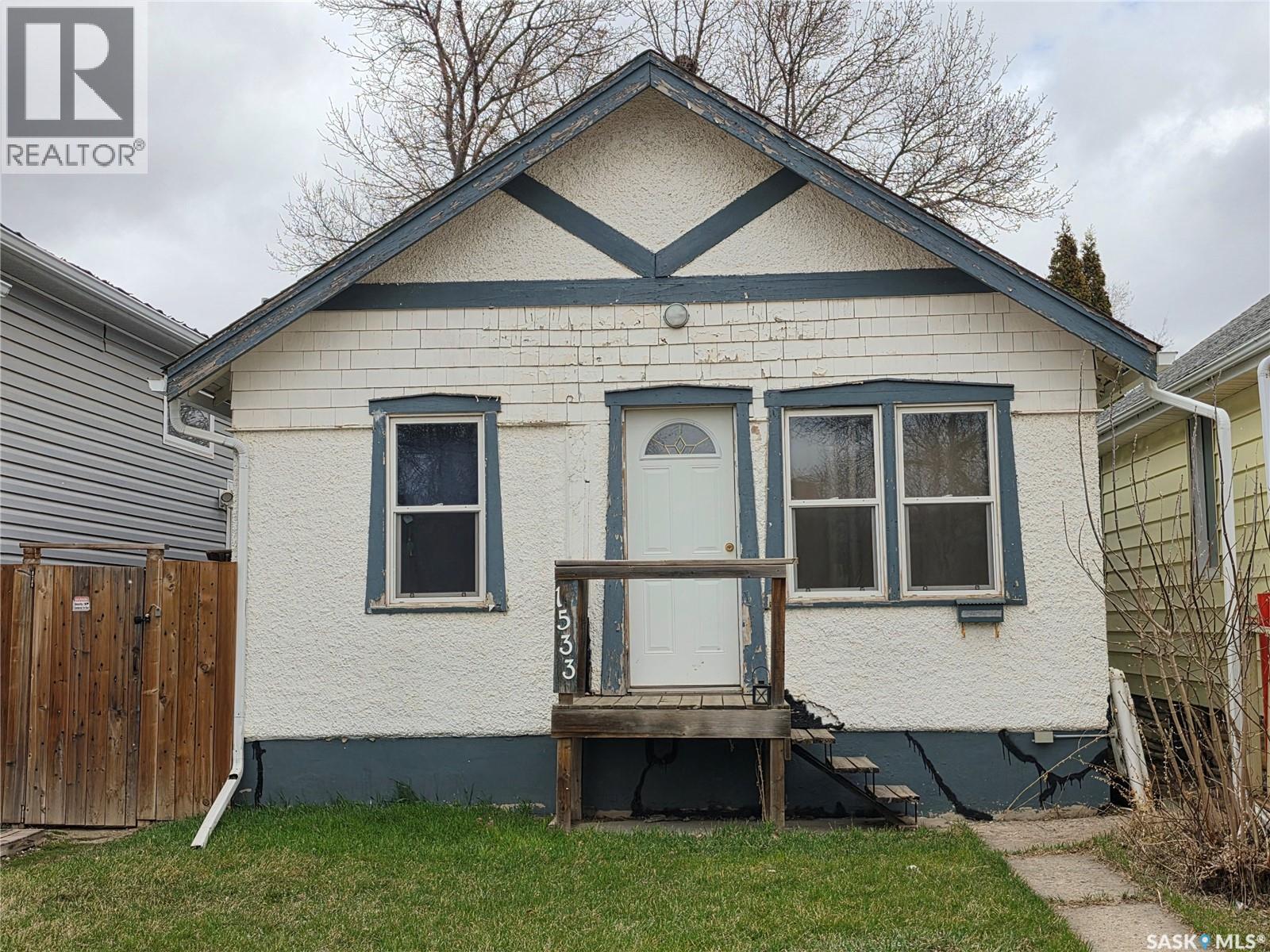 1533 Elphinstone Street, Regina, Saskatchewan  S4T 3M8 - Photo 1 - SK034931