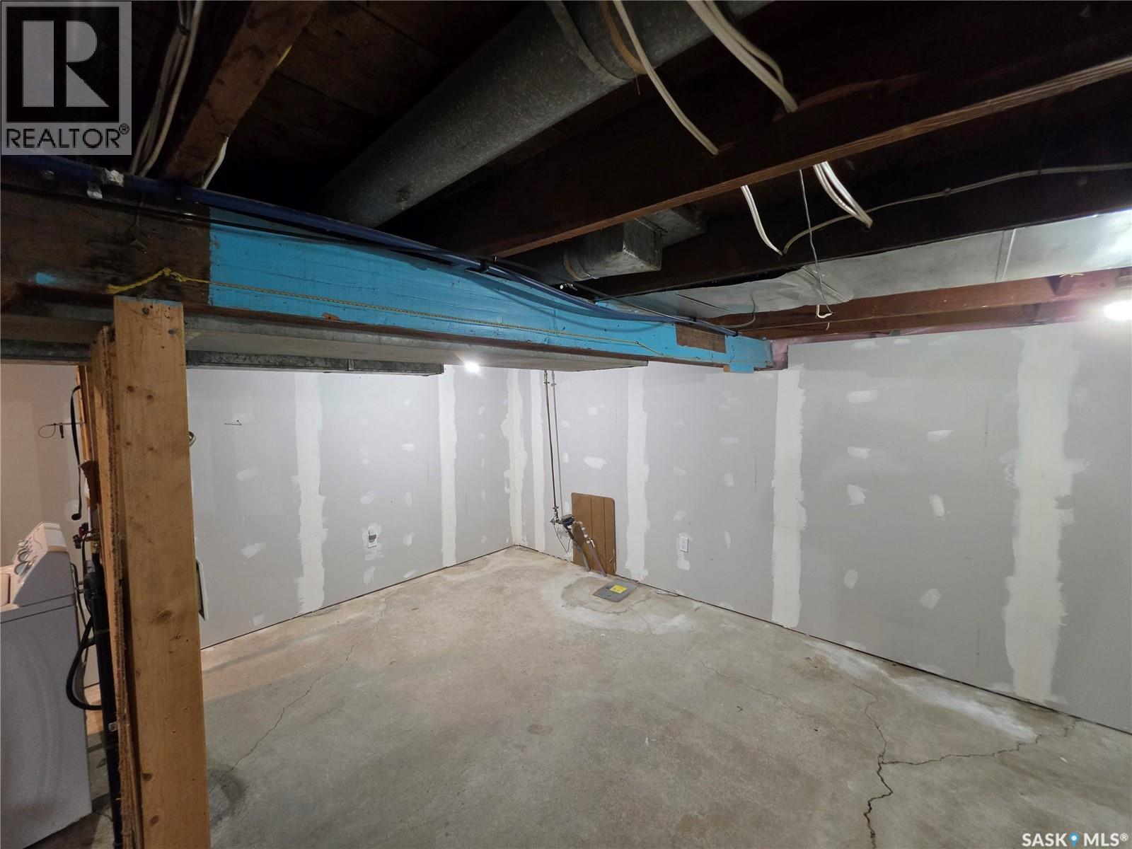 1533 Elphinstone Street, Regina, Saskatchewan  S4T 3M8 - Photo 16 - SK034931
