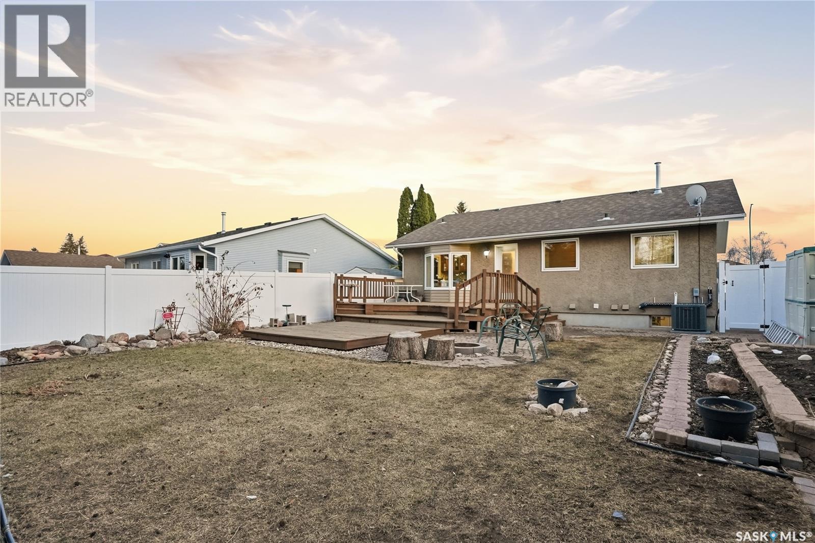 443 Nemeiben Road, Saskatoon, Saskatchewan  S7J 5E8 - Photo 38 - SK034913