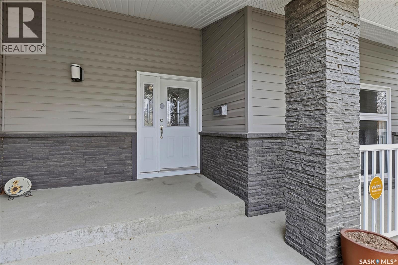 404 Dalgliesh Drive, Regina, Saskatchewan  S4R 6J1 - Photo 4 - SK034901