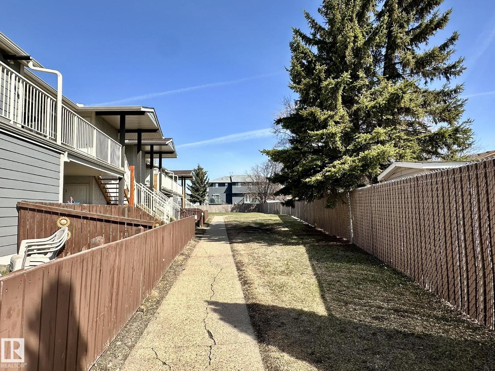 2304 151 Av Nw, Edmonton, Alberta  T5Y 2L1 - Photo 34 - E4485774