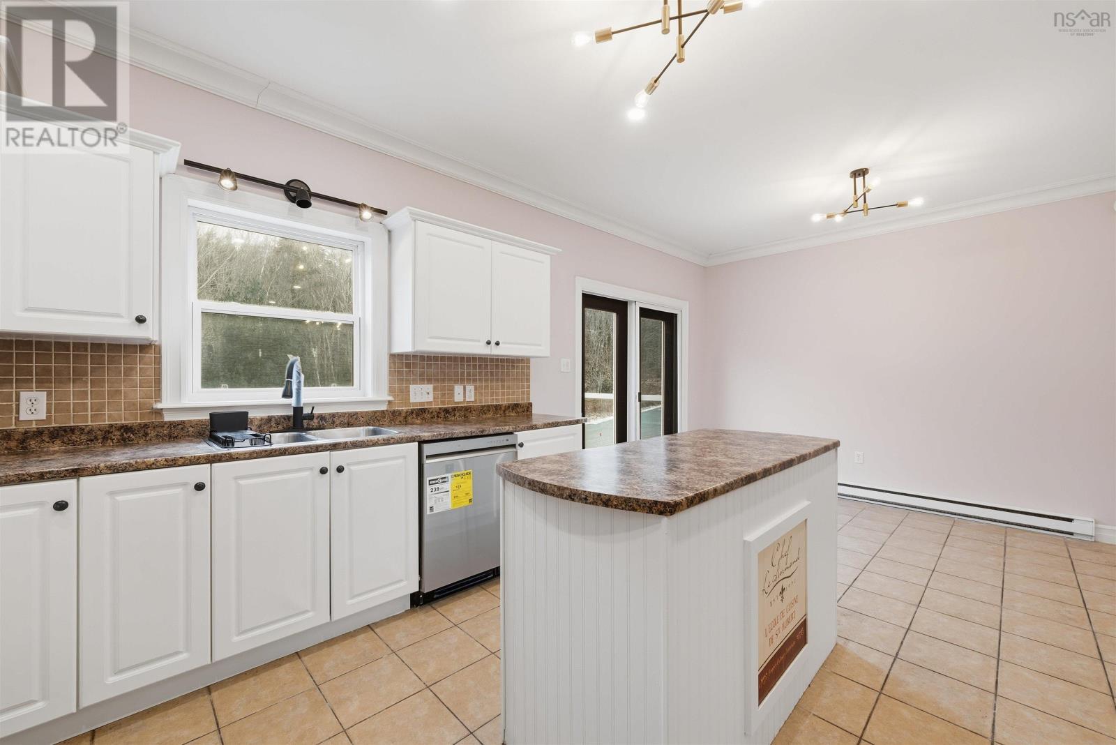 48 Southgate Drive, Bedford, Nova Scotia  B4A 0B1 - Photo 15 - 202609748