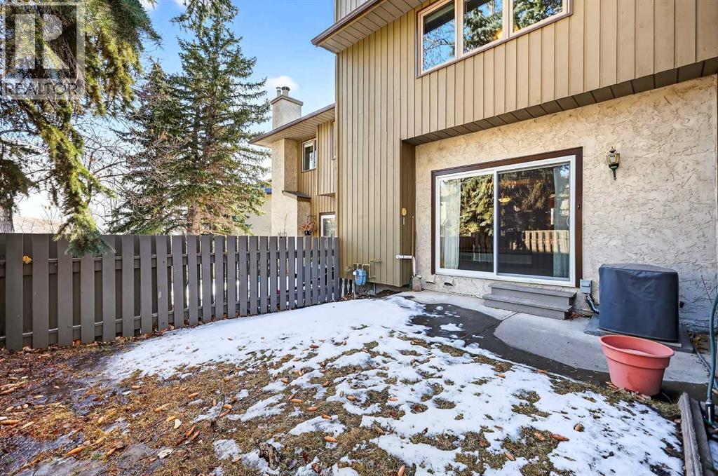 172 Glamis Terrace Sw, Calgary, Alberta  T3E 6V3 - Photo 35 - A2290746