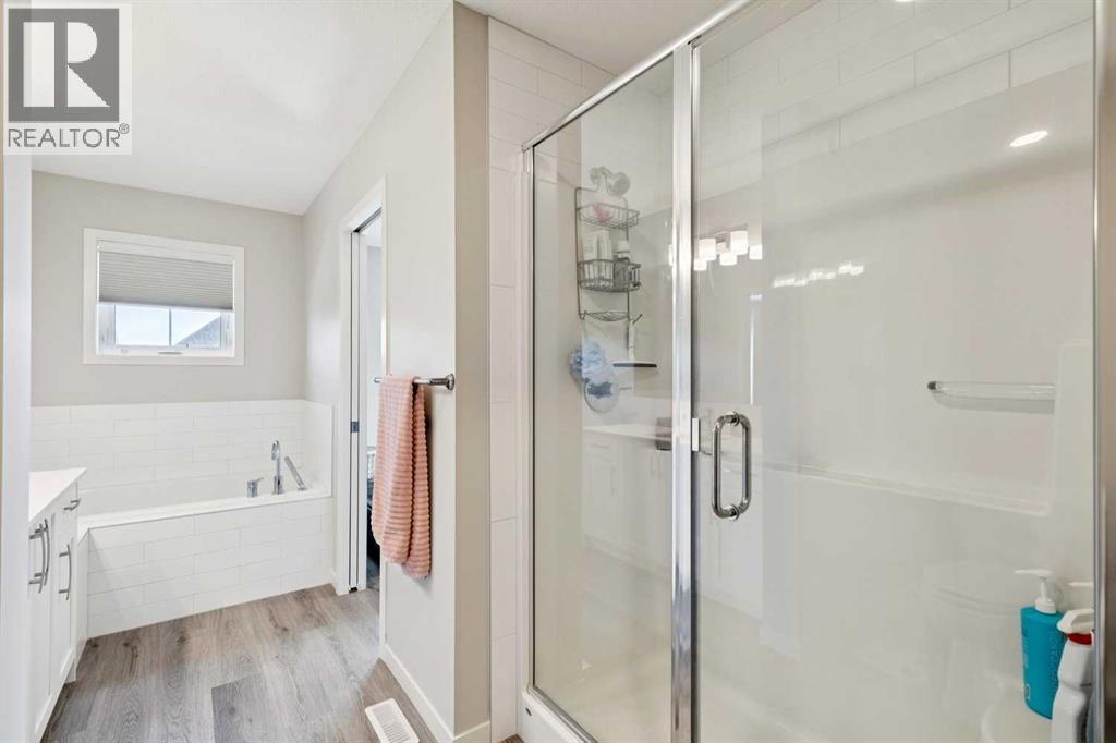93 Wolf Gate, Okotoks, Alberta  T1S 5T9 - Photo 26 - A2307236
