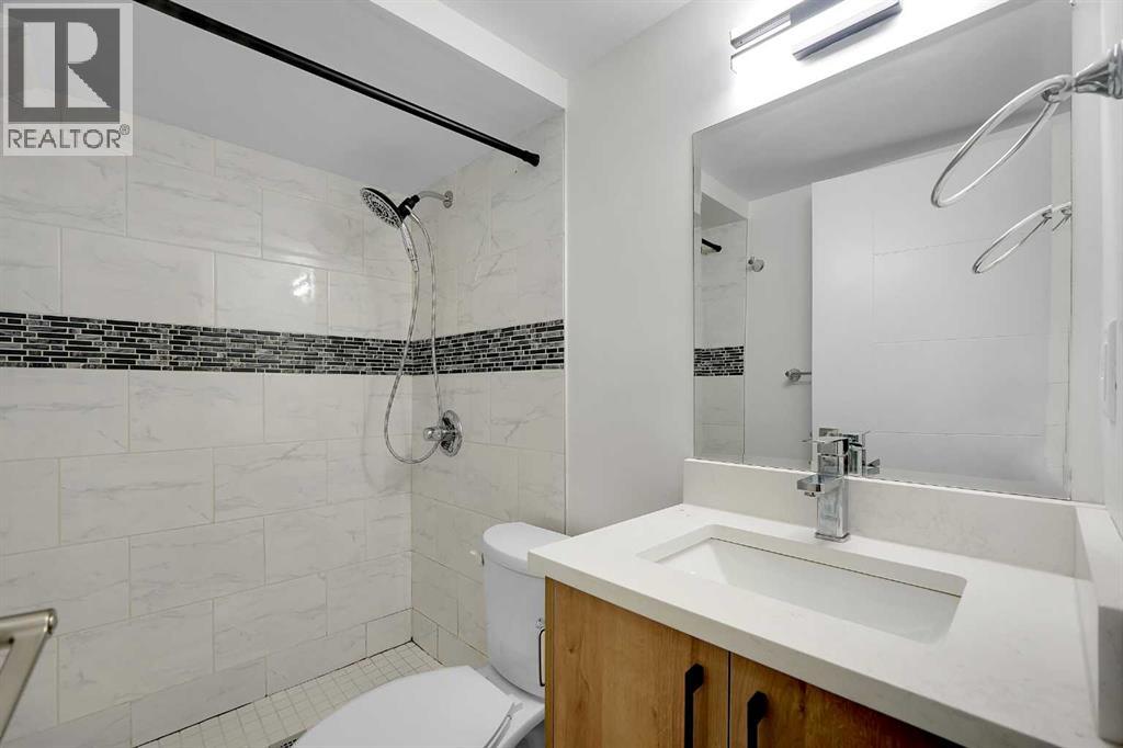 24 Bermuda Street NW, Calgary, Alberta  T3K 1G6 - Photo 29 - A2307906
