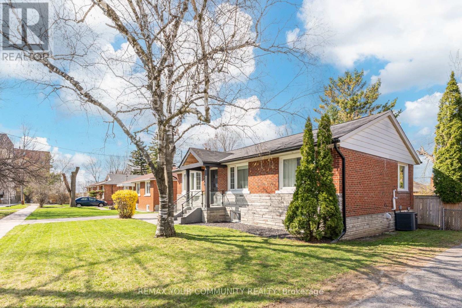 Bsmt - 20 Bonny Lynn Court, Toronto, Ontario  M1K 3A4 - Photo 2 - E13084848