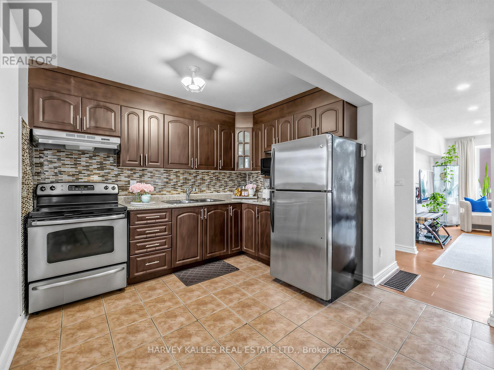 155 - 25 Collinsgrove Road, Toronto, Ontario  M1E 3S3 - Photo 9 - E13084856