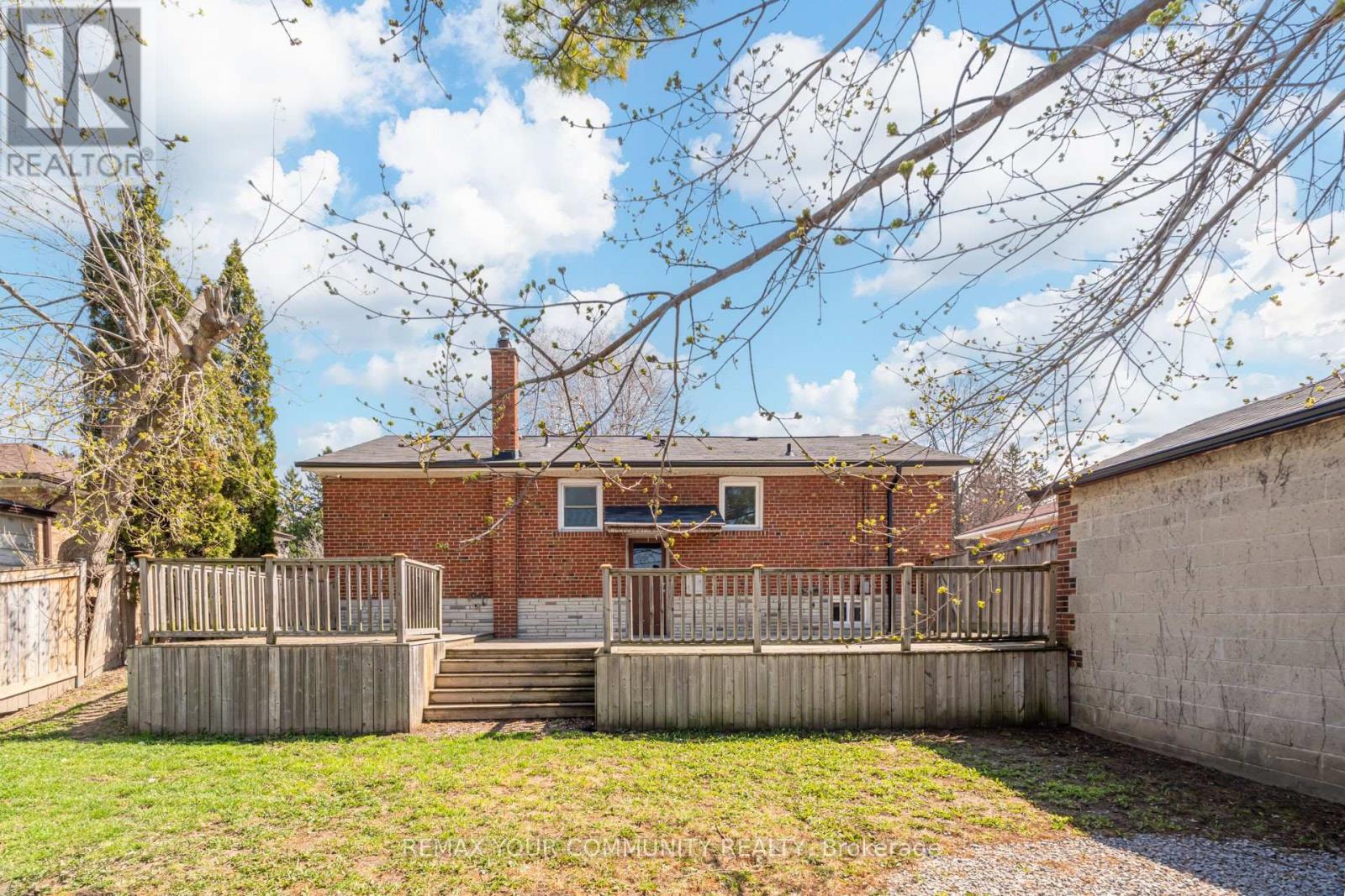 20 Bonny Lynn Court, Toronto, Ontario  M1K 3A4 - Photo 32 - E13084880