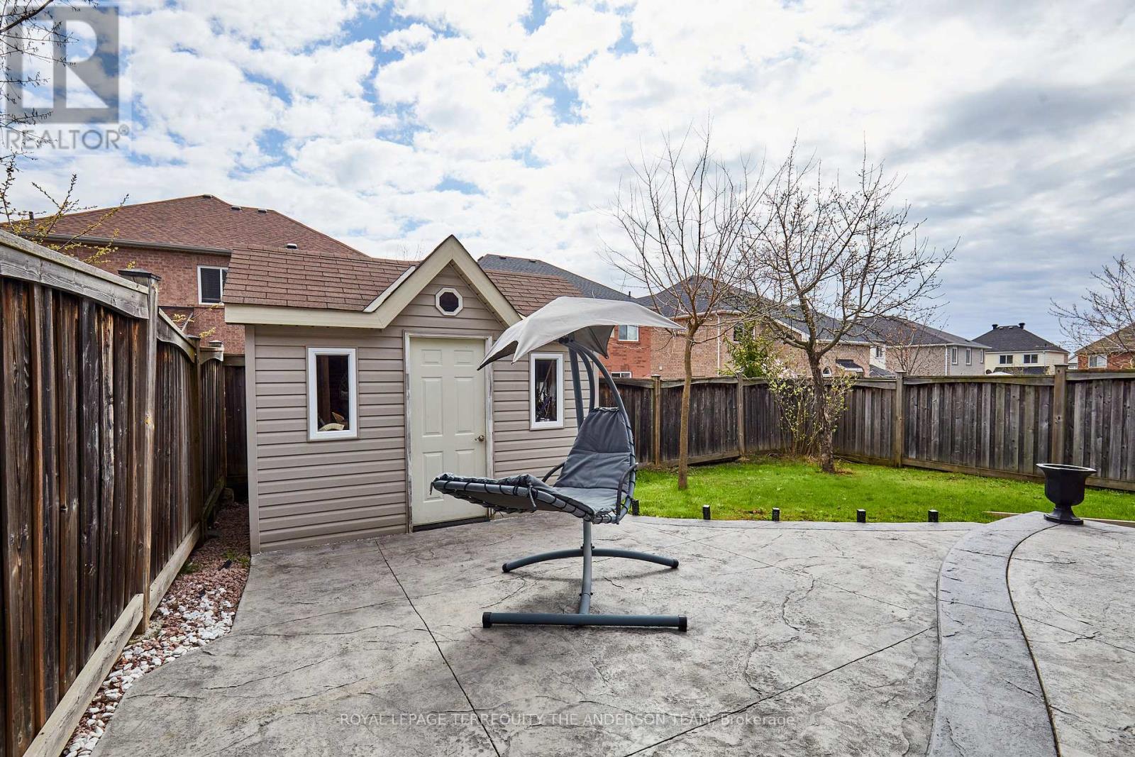 1577 Pennel Drive, Oshawa, Ontario  L1K 0J9 - Photo 3 - E13084950