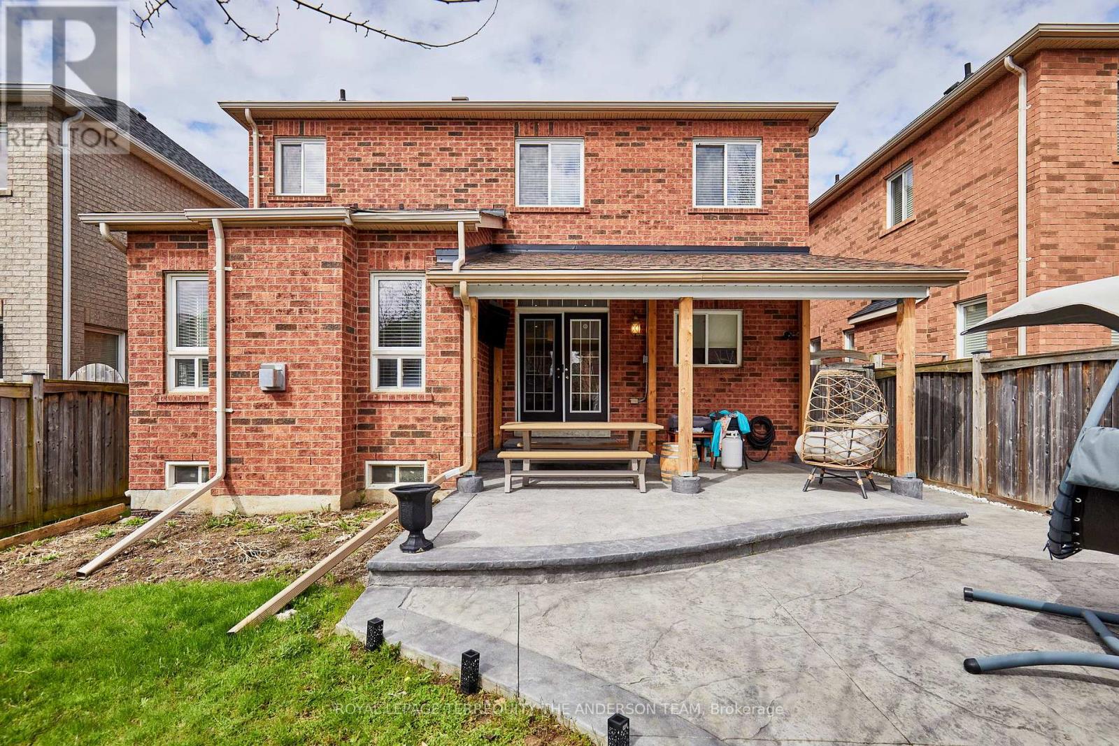 1577 Pennel Drive, Oshawa, Ontario  L1K 0J9 - Photo 4 - E13084950